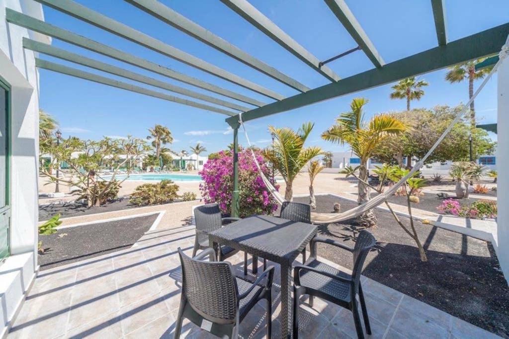 Bandama 14! 2 Bedroom Newly Renovated Bungalow, Los Pocillos, Puerto Del Carmen. Puerto del Carmen  Exteriör bild